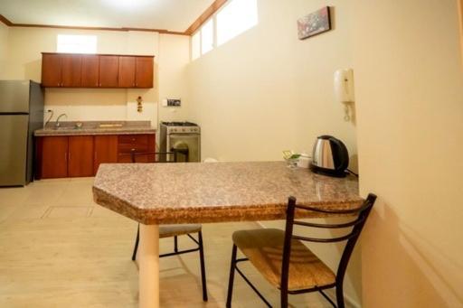 Tourist House Suites 2 โอตาวาโล ภายนอก รูปภาพ